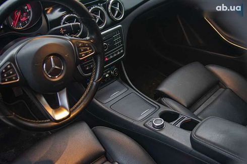 Mercedes-Benz GLA-Класс 2015 - фото 21