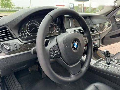 BMW 5 серия 2015 - фото 26