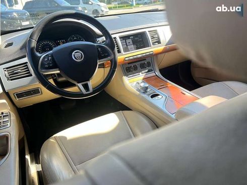 Jaguar XF 2012 - фото 25