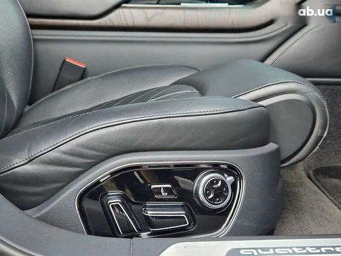 Audi A8 2017 - фото 21