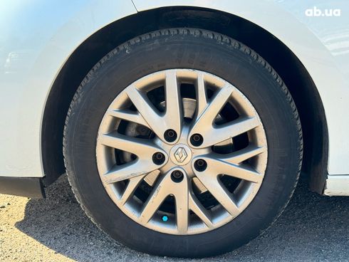 Renault Megane 2014 белый - фото 11