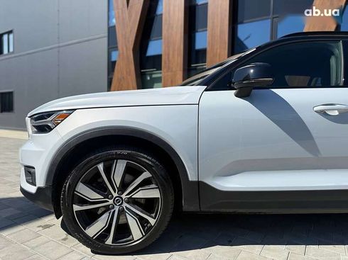 Volvo XC40 2021 - фото 6