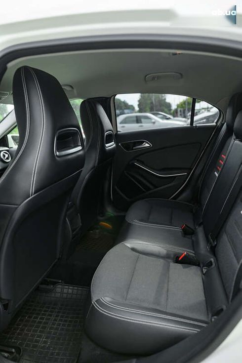 Mercedes-Benz A-Класс 2016 - фото 27