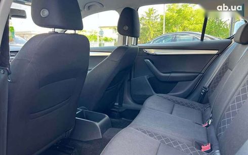 Skoda Octavia 2019 - фото 27