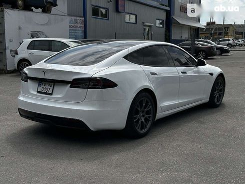 Tesla Model S 2022 - фото 11