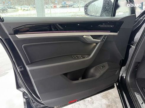 Volkswagen Touareg 2022 - фото 18