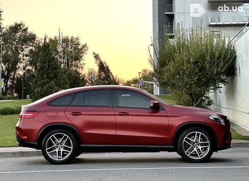 Mercedes-Benz GLE-Class 2018 - фото 7