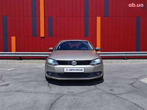 Volkswagen Jetta 2012 - фото 3