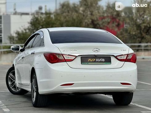 Hyundai Sonata 2010 - фото 6