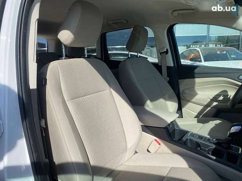 Ford Escape 2018 - фото 26