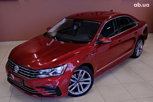 Volkswagen Passat 2017 - фото 2