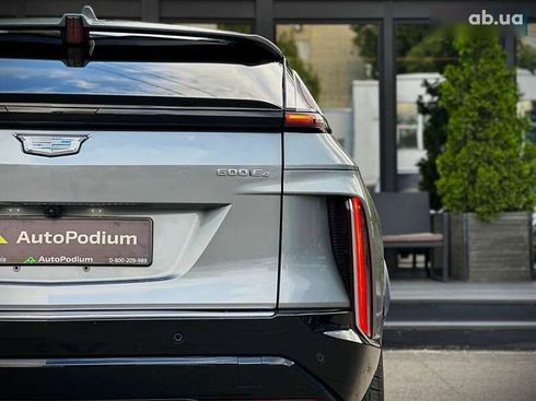 Cadillac Lyriq 2023 - фото 17