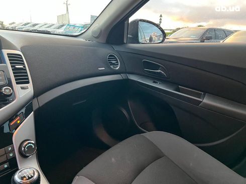 Chevrolet Cruze 2014 черный - фото 31