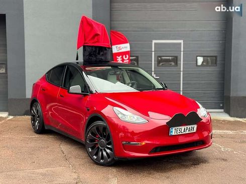 Tesla Model Y 2022 - фото 2