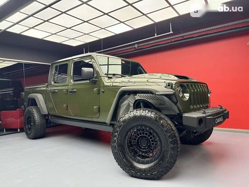 Jeep Gladiator 2022 - фото 11