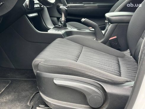 Kia Sportage 2016 белый - фото 43