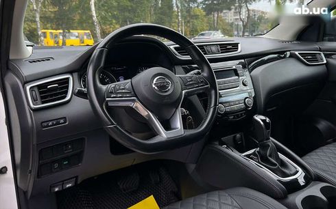 Nissan Qashqai 2018 - фото 15