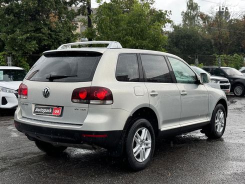 Volkswagen Touareg 2009 серый - фото 8