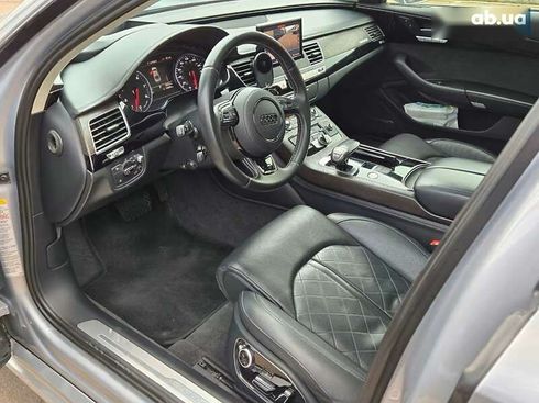 Audi A8 2017 - фото 19