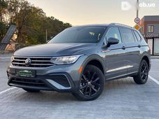 Продаж вживаних Volkswagen Tiguan 2022 року - купити на Автобазарі