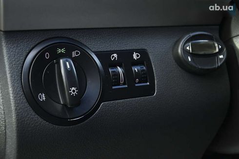 Volkswagen Touran 2009 - фото 25