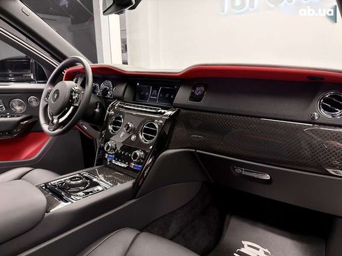 Rolls-Royce Cullinan 2020 - фото 23