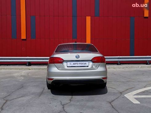 Volkswagen Jetta 2012 - фото 6