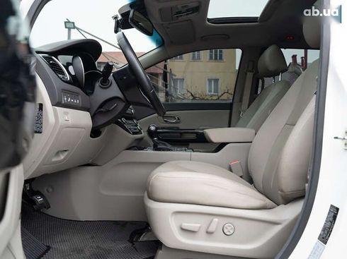 Kia Carnival 2014 - фото 20