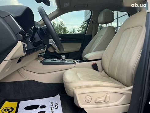 Audi Q5 2017 - фото 11