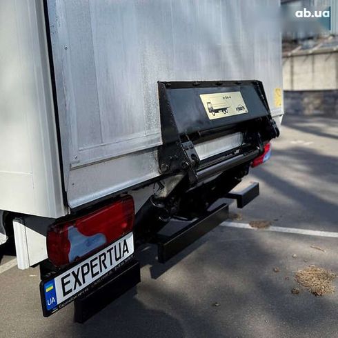 Mercedes-Benz Sprinter 2020 - фото 12