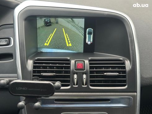 Volvo XC60 2015 белый - фото 30