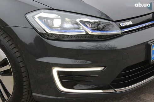 Volkswagen e-Golf 2020 - фото 13