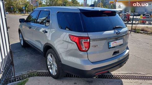 Ford Explorer 2016 - фото 6