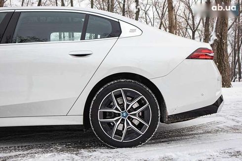 BMW i5 2024 - фото 12