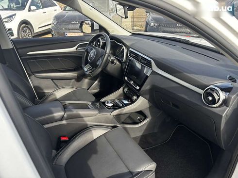 MG ZS EV 2021 - фото 12