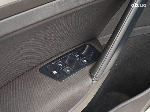 Volkswagen Golf 2019 белый - фото 118