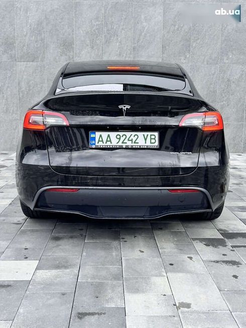 Tesla Model Y 2021 - фото 12