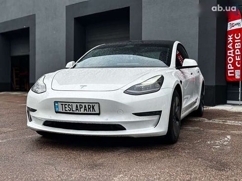 Tesla Model 3 2022 - фото 4