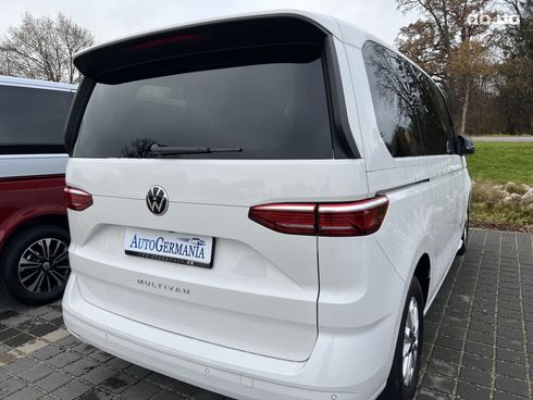 Volkswagen Multivan 2022 - фото 26