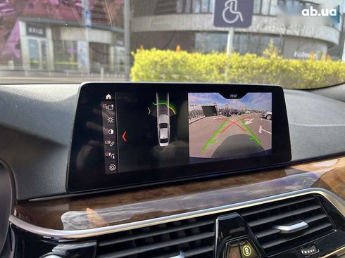 BMW 5 серия 2018 - фото 26