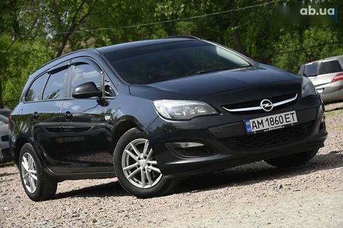 Opel Astra 2014 - фото 2