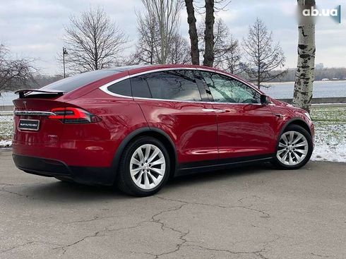 Tesla Model X 2019 - фото 2