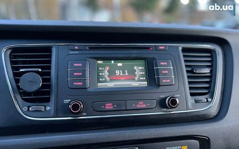 Kia Sedona 2016 - фото 15