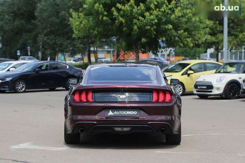 Ford Mustang 2018 - фото 6