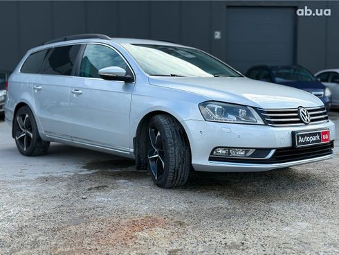Volkswagen Passat 2012 серый - фото 13