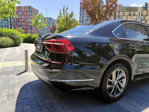 Volkswagen Passat 2017 - фото 19