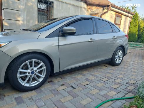 Ford Focus 2015 - фото 17