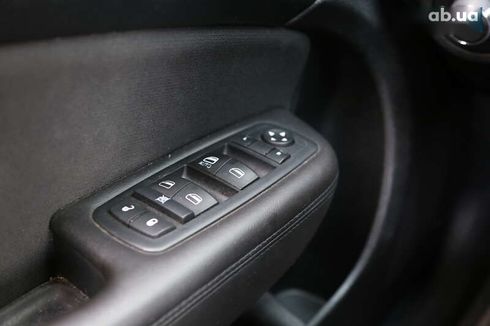 Chrysler 200 2015 - фото 23