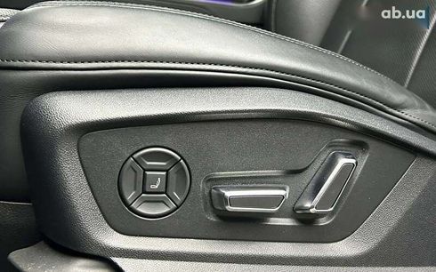 Audi Q7 2022 - фото 11