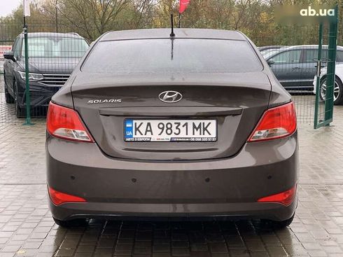 Hyundai Solaris 2016 - фото 17